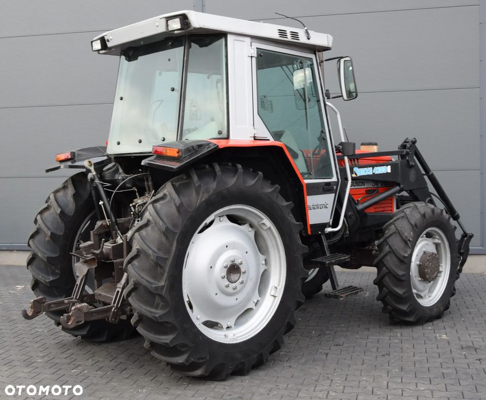 Massey Ferguson 3070 - 7