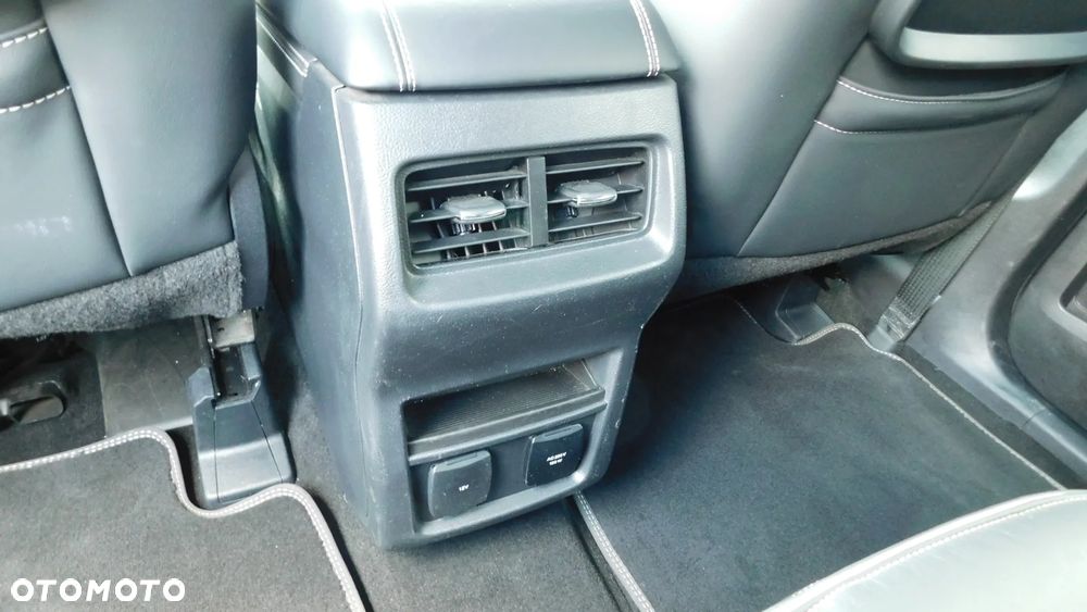 Ford S-Max 2.0 EcoBlue Titanium - 27