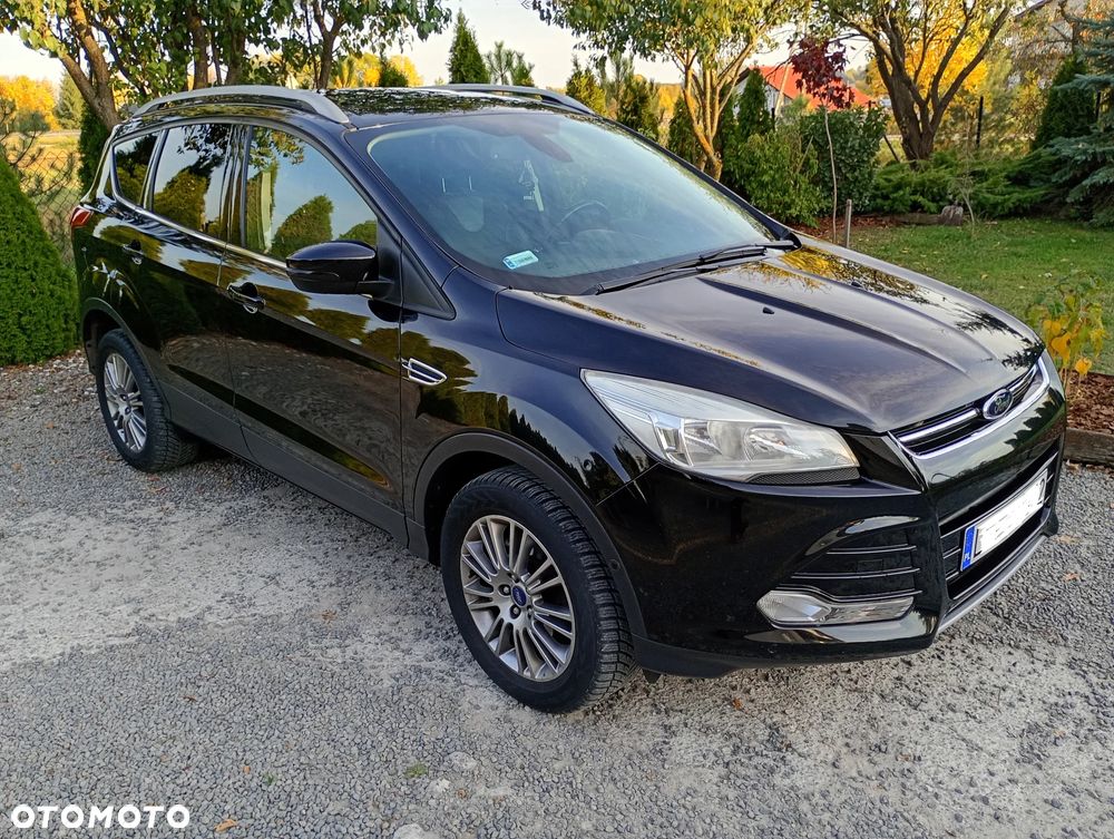 Ford Kuga 2.0 TDCi 2x4 Titanium - 3