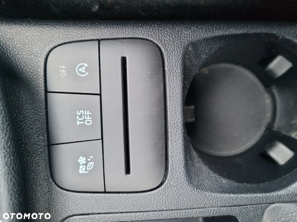 Ford Fiesta 1.0 EcoBoost S&S COOL&CONNECT - 8