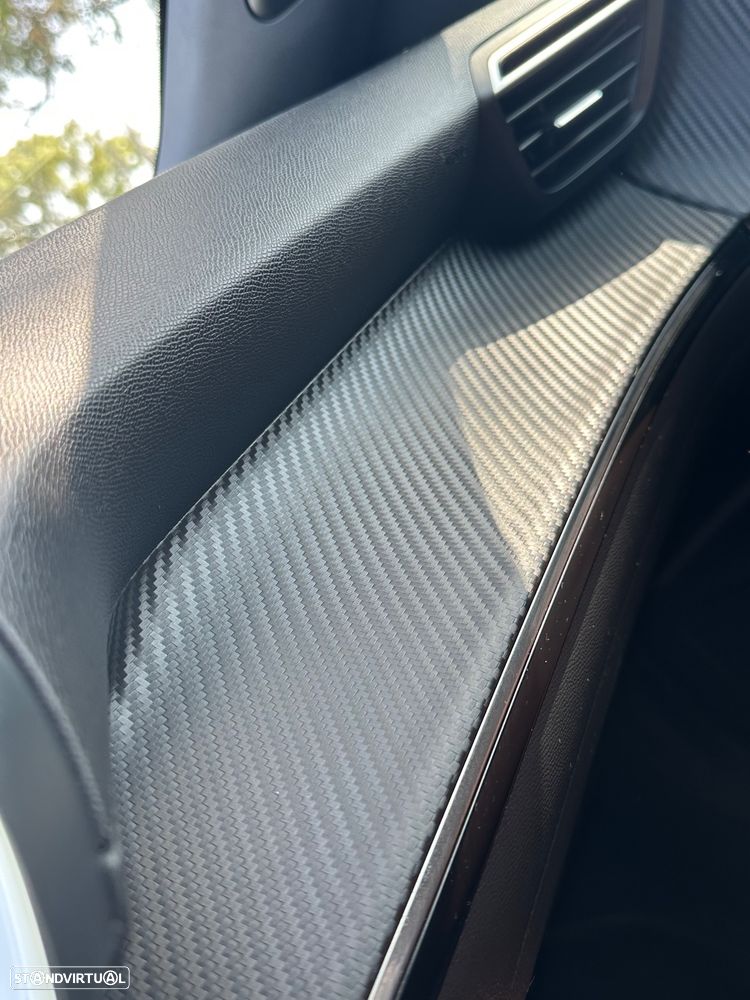 Peugeot 2008 PureTech 130 EAT8 Allure - 42