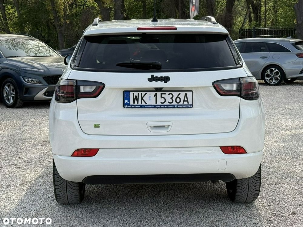 Jeep Compass - 4