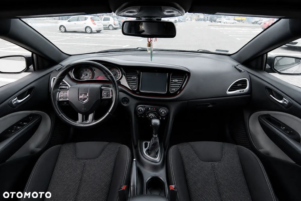 Dodge Dart - 13