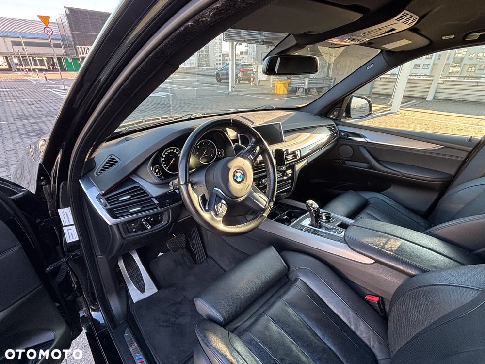 BMW X5 M M50d - 11