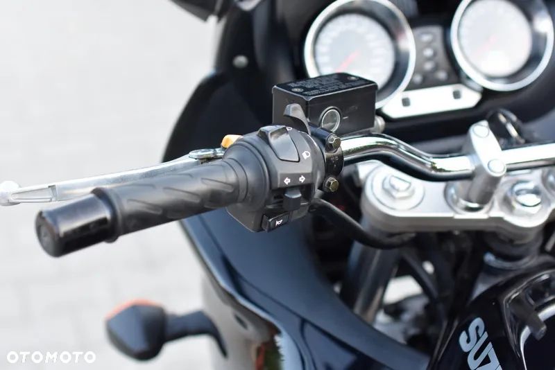 Suzuki Bandit - 33
