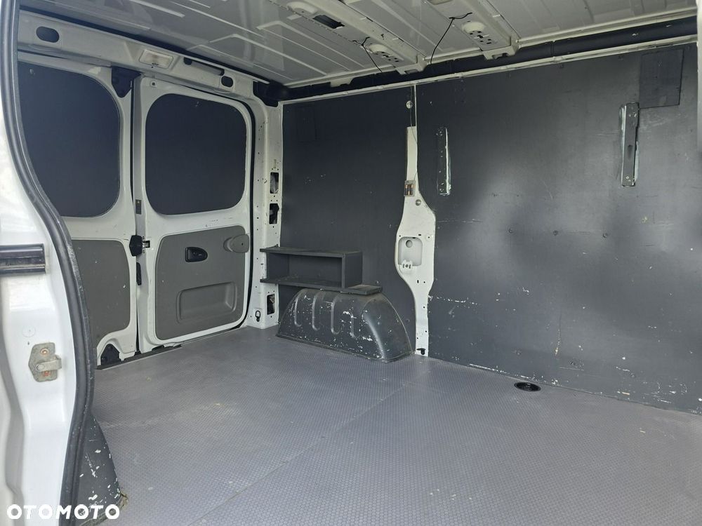 Opel Vivaro - 20