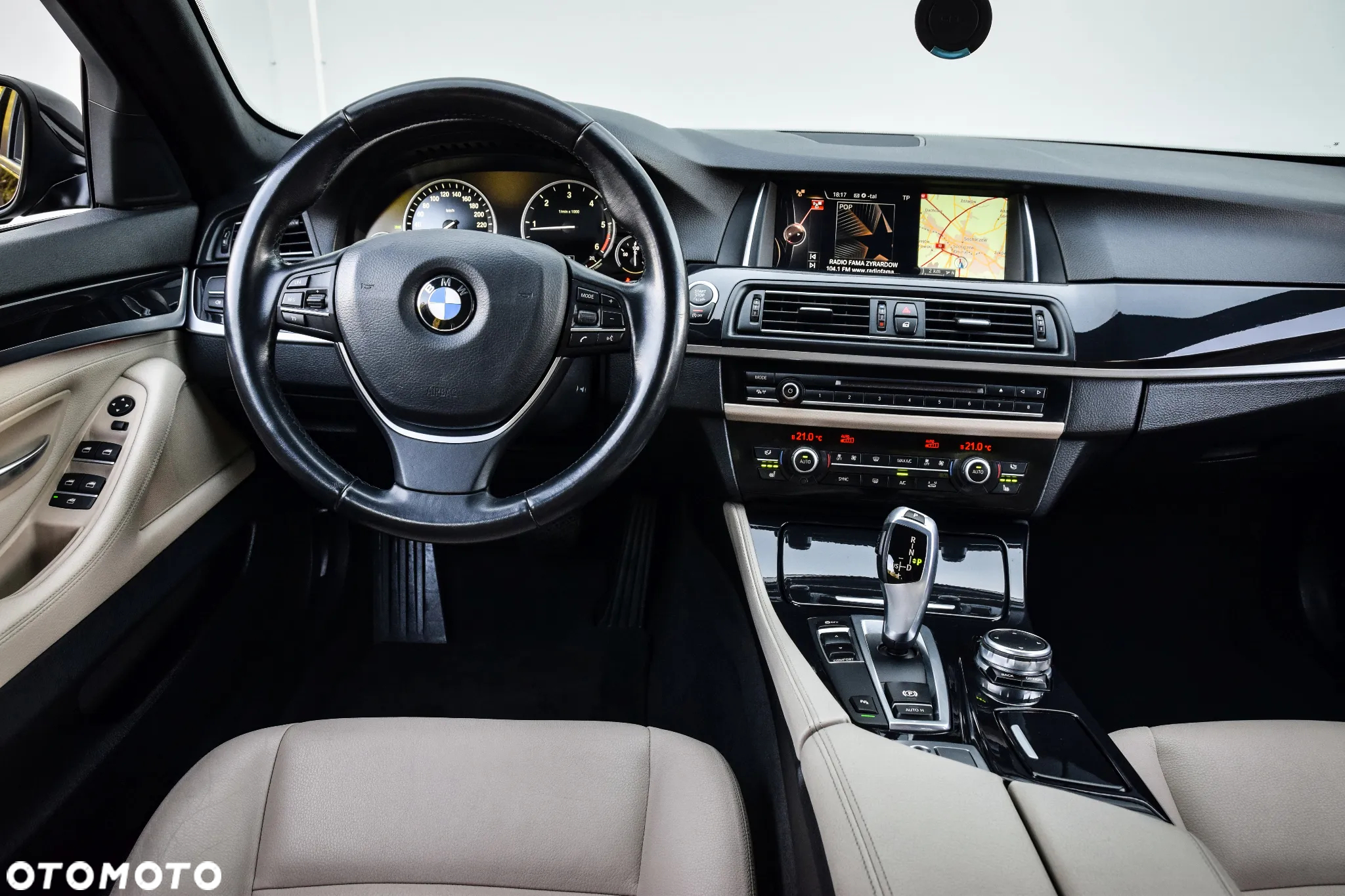 BMW Seria 5 518d Luxury Line sport - 29