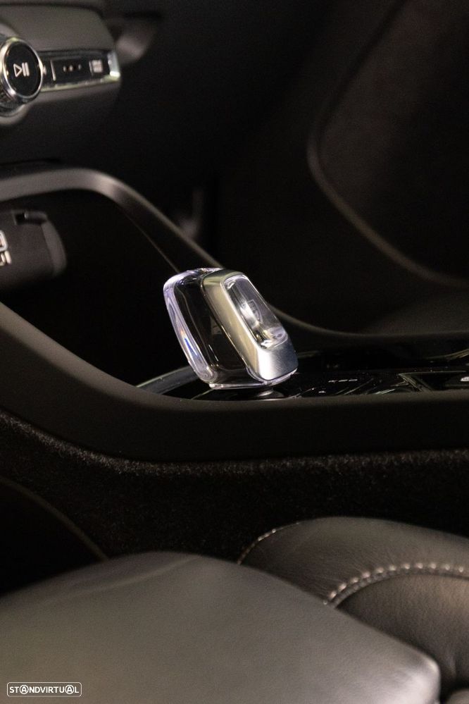 Volvo XC 40 T5 Recharge DKG Plus Bright - 19