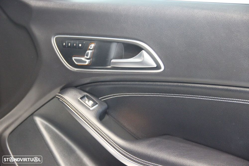 Mercedes-Benz CLA 200 d Shooting Brake Urban Aut. - 24