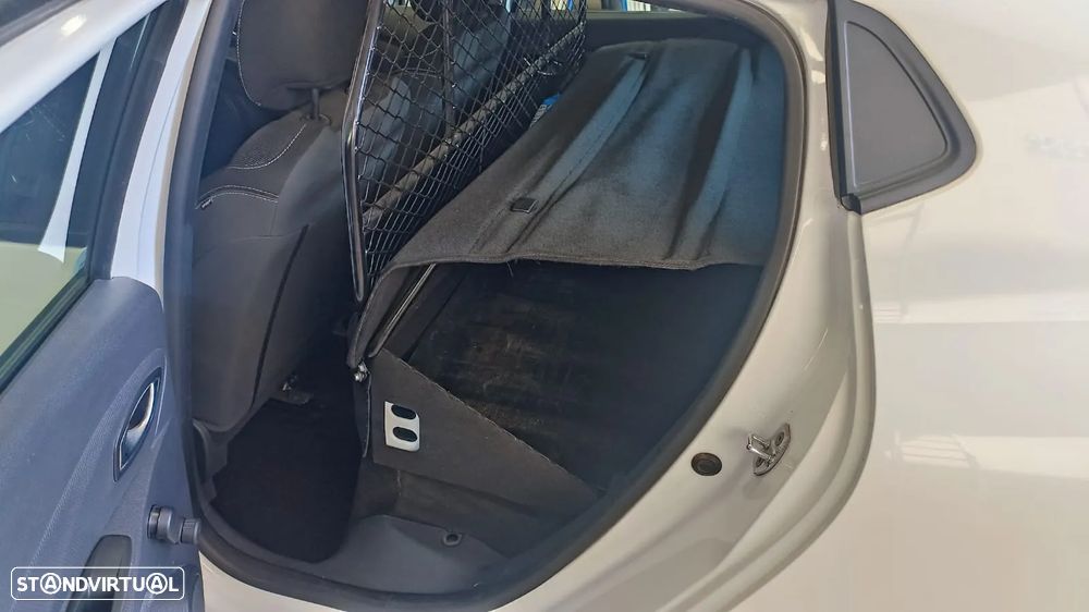 Renault CLIO 1.5 DCI - 10