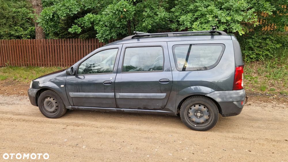 Dacia Logan 1.6 16V Laureate - 2