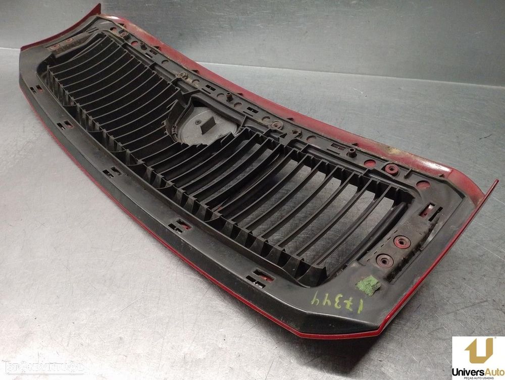 GRELHA FRONTAL SKODA FABIA I 2004 -6Y0853668B - 2