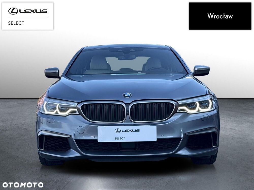 BMW Seria 5 M550i xDrive - 9