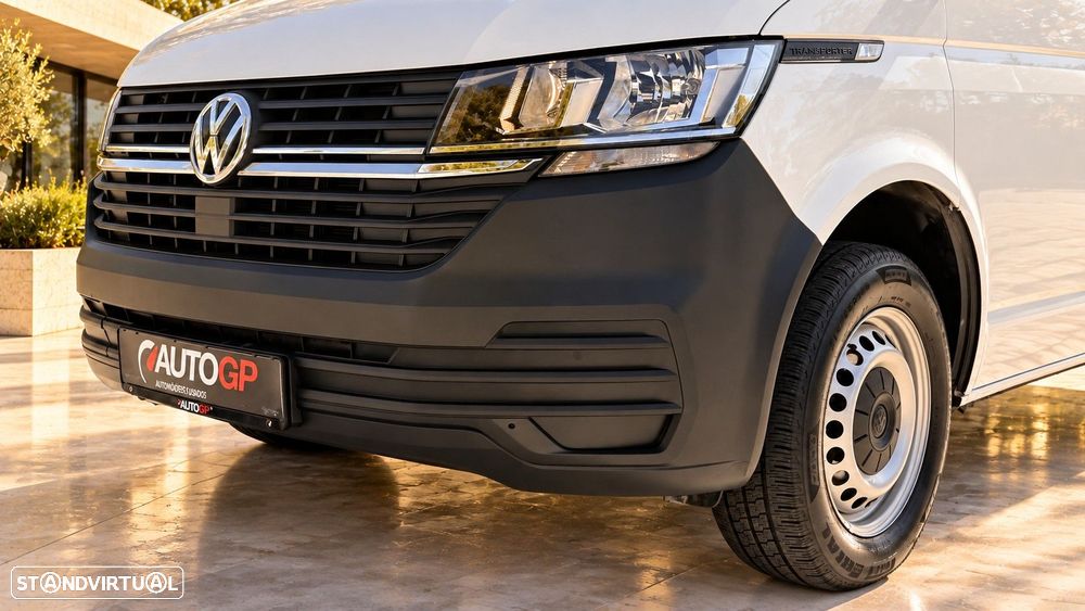 VW Transporter 2.0 TDI L2H1 - 11