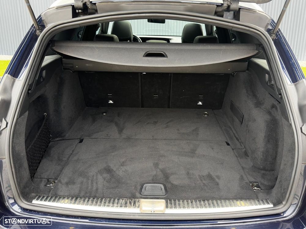 Mercedes-Benz E 220 d AMG designo - 27
