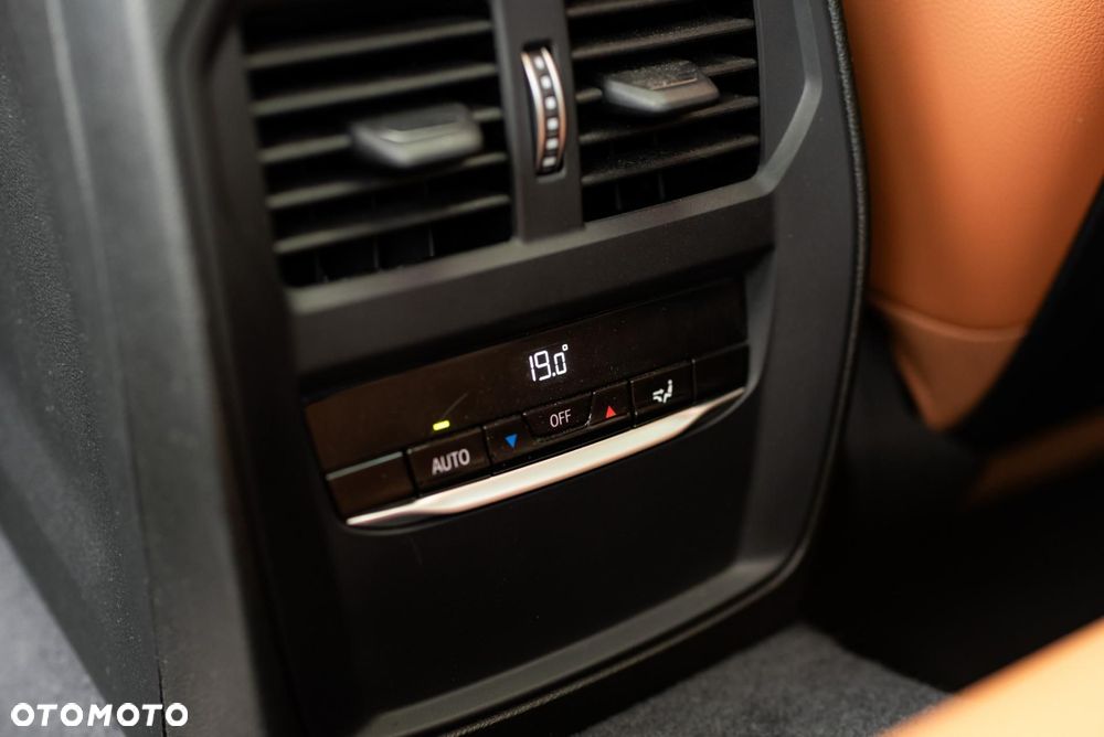 BMW Seria 2 230i - 36