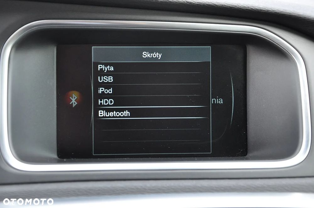 Volvo V40 D4 R-Design Summum - 40