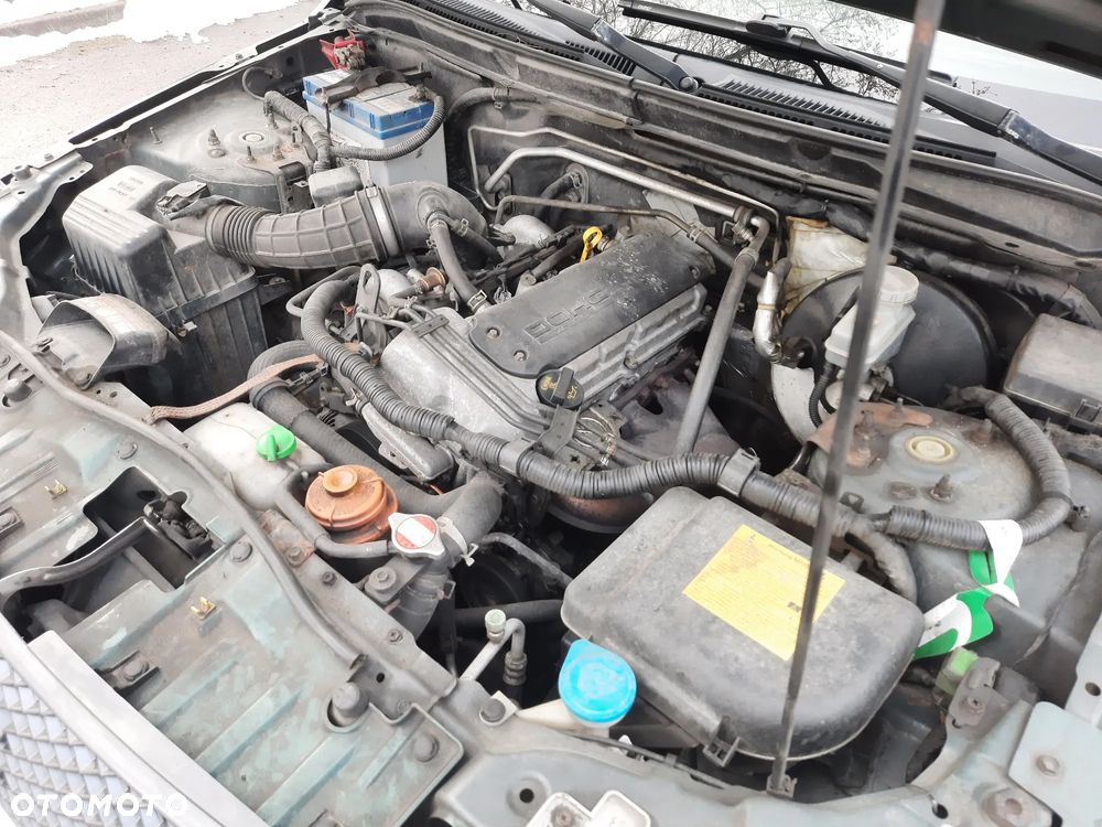 Suzuki Grand Vitara 1.6 Comfort - 21