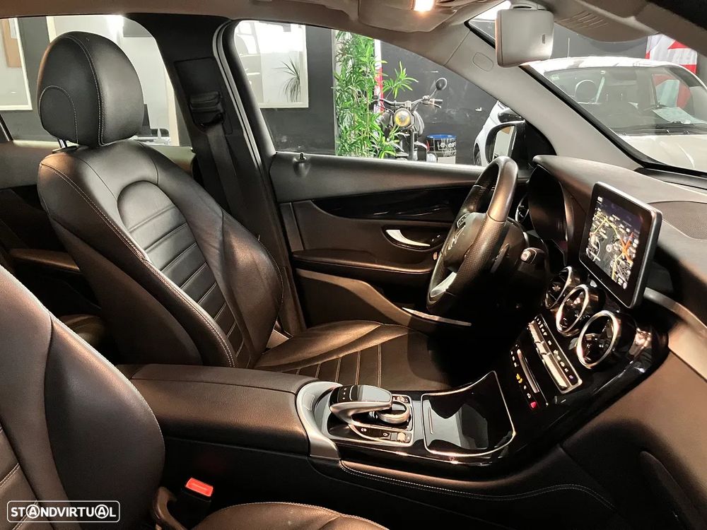 Mercedes-Benz GLC 250 d AMG Line 4-Matic - 24