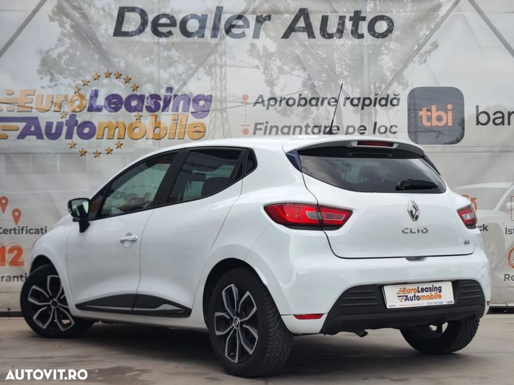 Renault Clio - 8