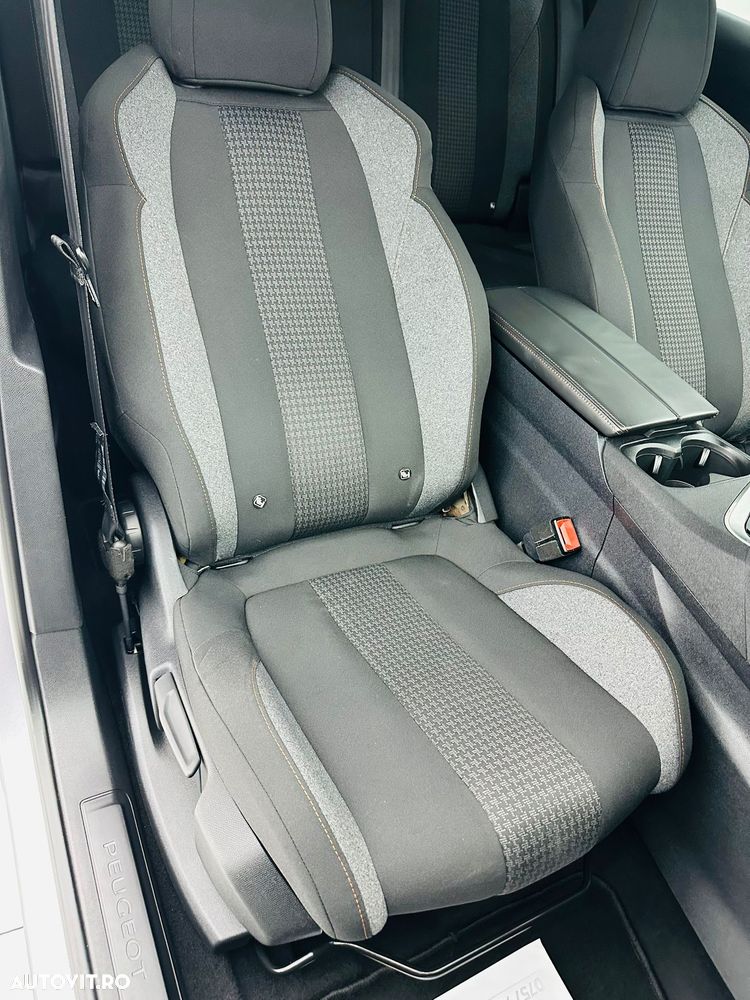 Peugeot 3008 PureTech 130 Stop & Start Active - 21