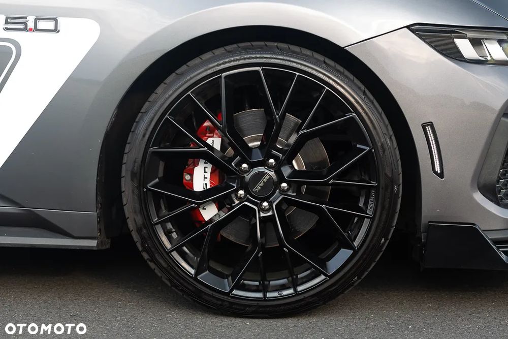 Ford Mustang - 10