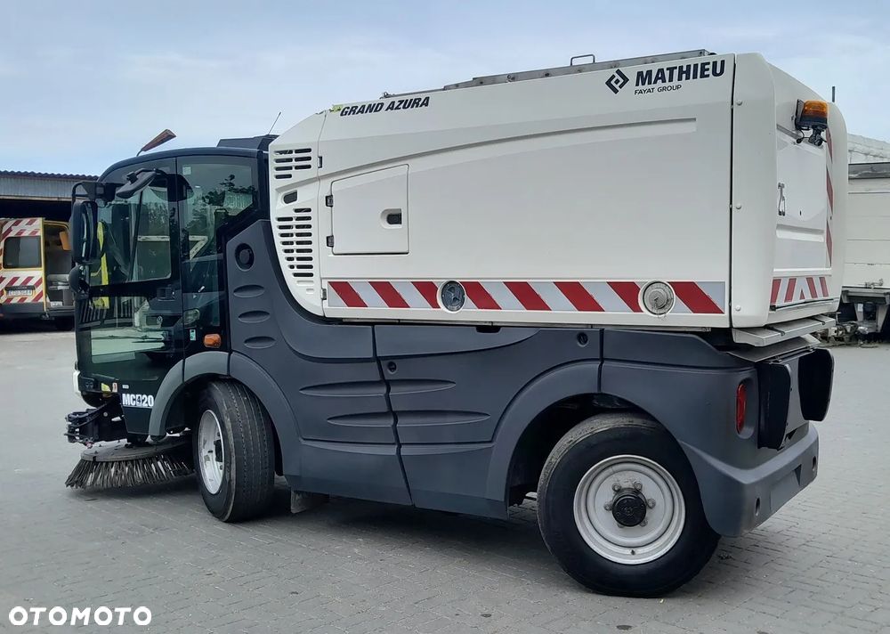 Inny Mathieu Grand Azura MC420 EURO 5 - 8