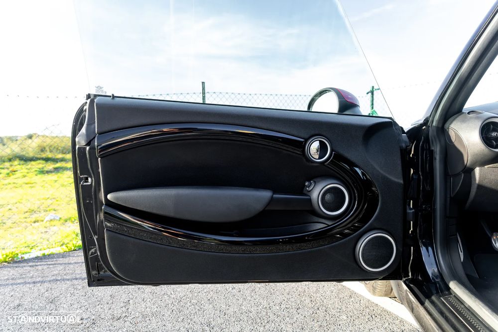 MINI 3 Portas John Cooper Works - 22