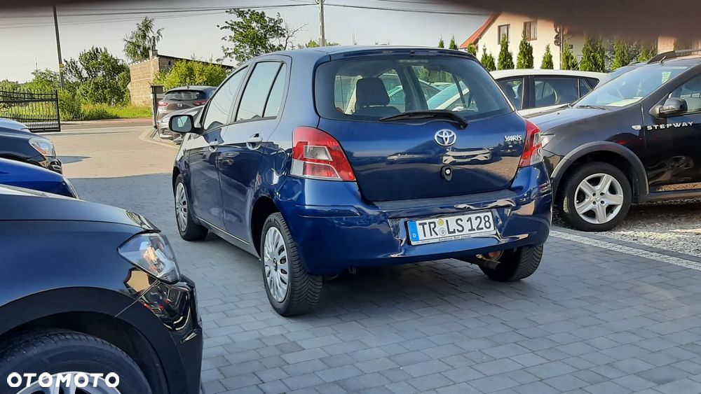 Toyota Yaris 1.33 VVT-i Cool - 3