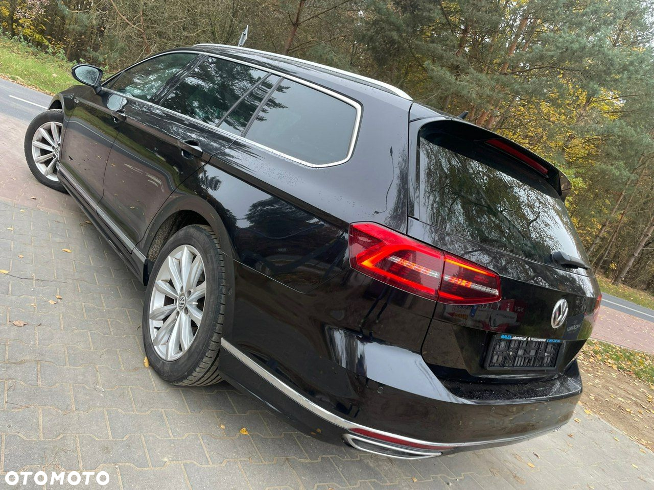 Volkswagen Passat - 3
