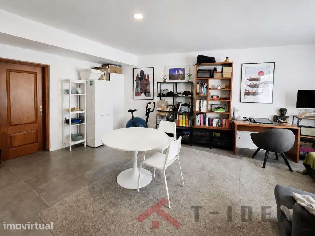 Apartamento T1 remodelado próximo das praias - Grande imagem: 2/14