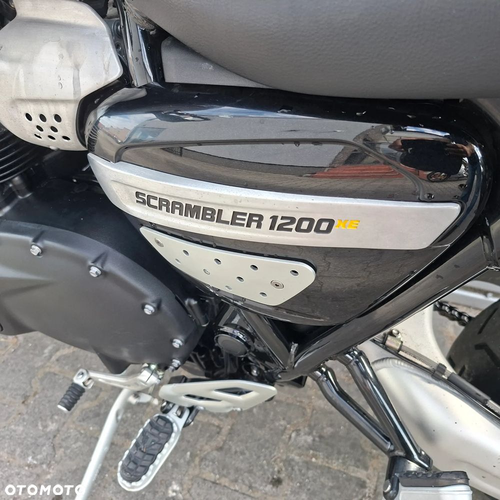 Triumph Scrambler - 13