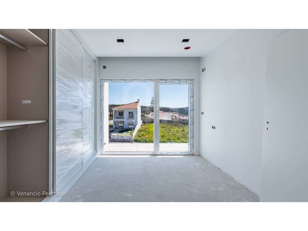 Vende Moradia T4 - Ericeira 5 km, A Casa das Casas - Grande imagem: 4/21
