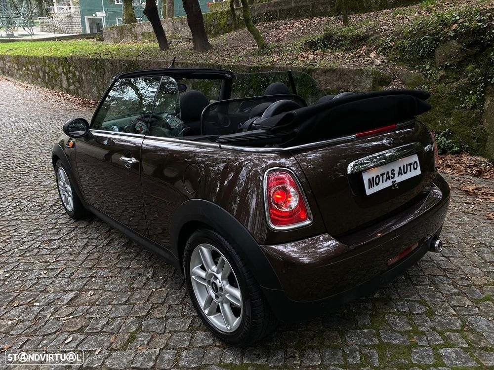 MINI 3 Portas Cooper D - 4