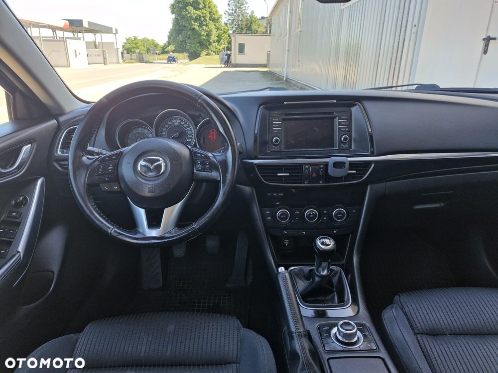 Mazda 6 - 8