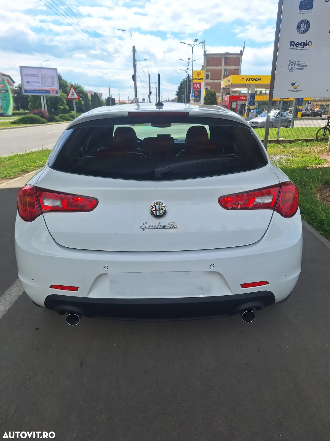 Alfa Romeo Giulietta 2.0 JTDM 16V - 5
