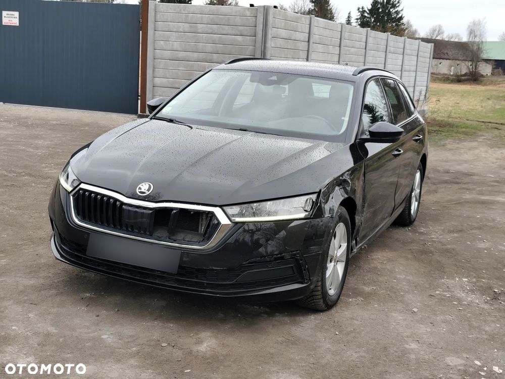 Skoda Octavia 2.0 TDI DSG Edition - 2
