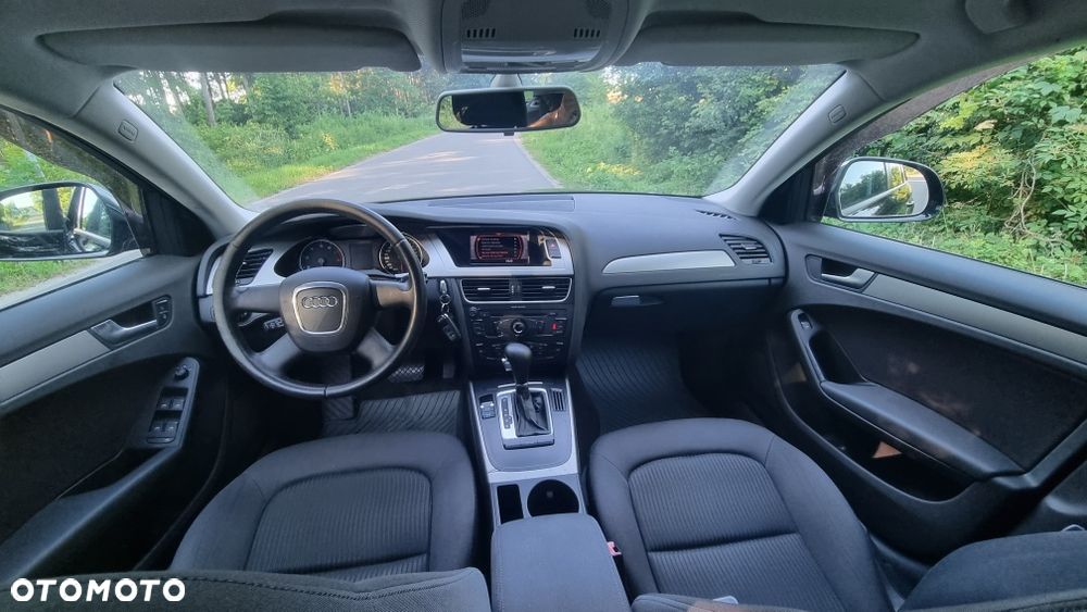 Audi A4 Avant - 6