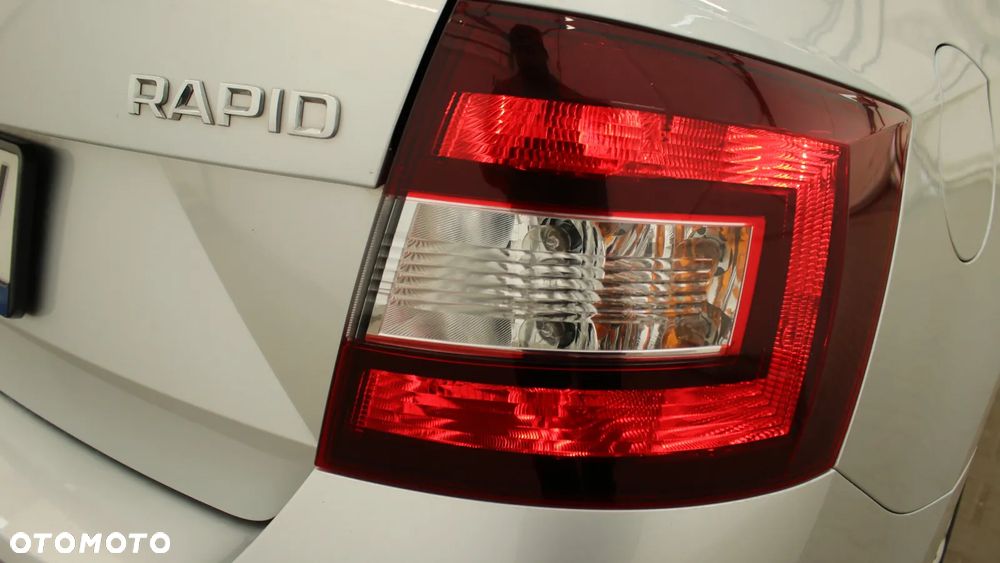 Skoda RAPID 1.0 TSI Ambition - 11