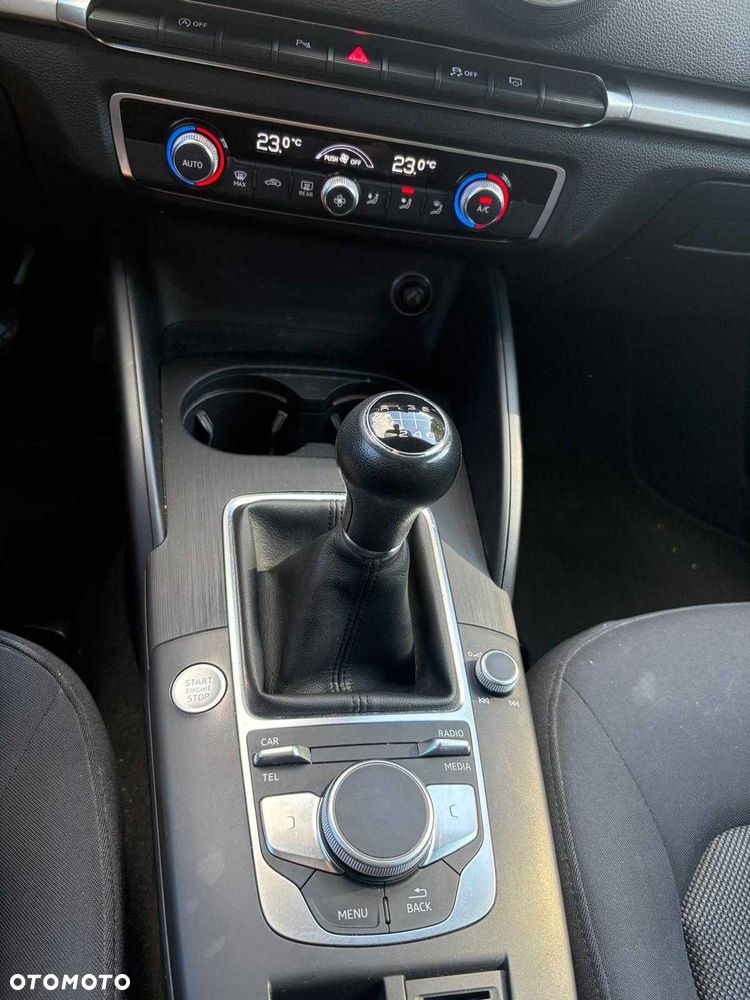 Audi A3 Sportback - 6