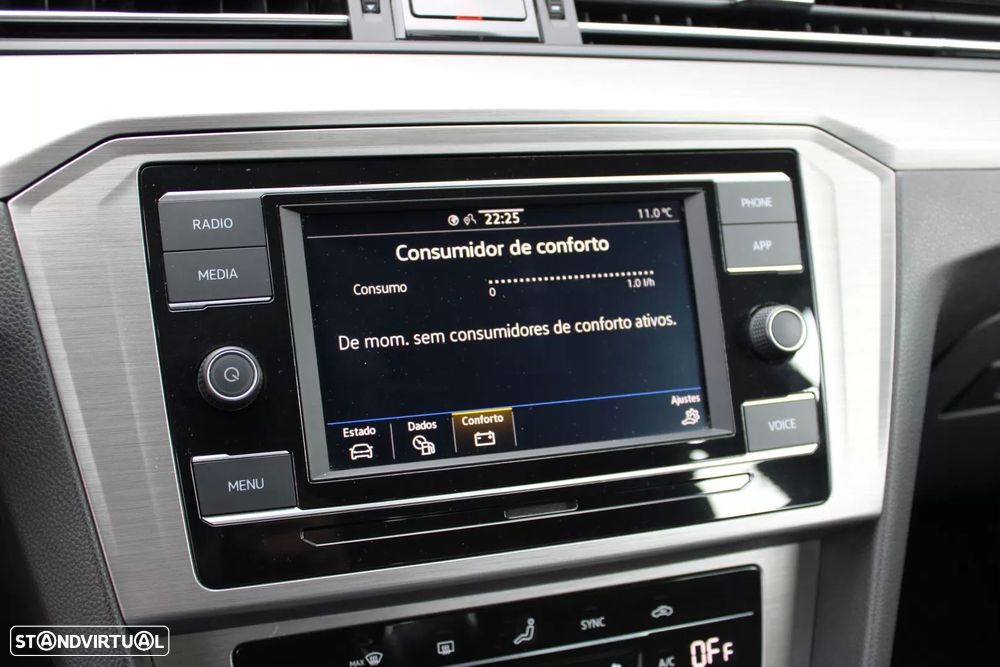 VW Passat 2.0 TDI Elegance - 16