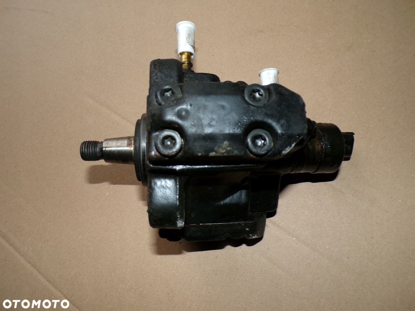 POMPA WTRYSKOWA ALFA ROMEO 156 147 GT 1.9 16V M-JET 0445010071 - 2