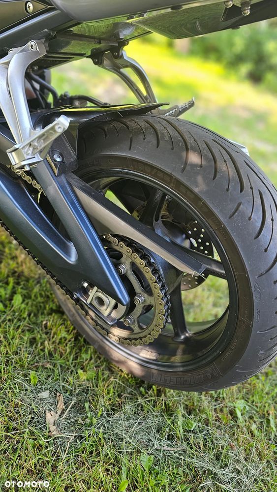 Yamaha FZ - 6