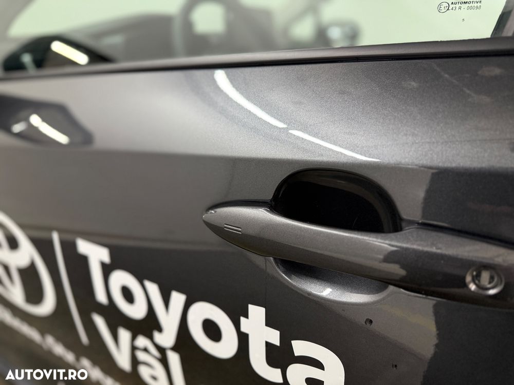 Toyota Corolla 1.8 HEV Dynamic - 22