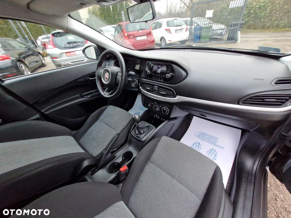 Fiat Tipo 1.4 16V Easy - 22
