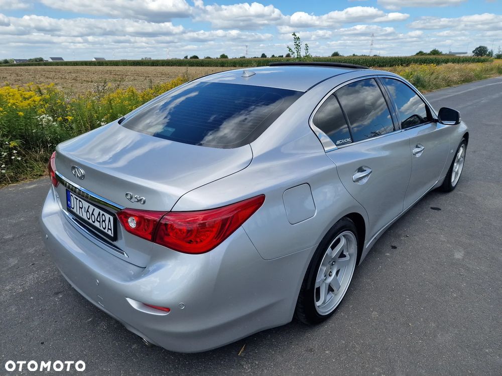 Infiniti Q50 - 40
