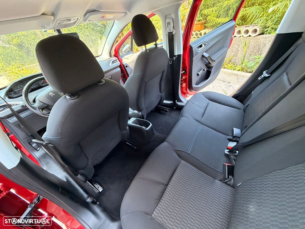 Peugeot 208 1.2 PureTech Style - 22