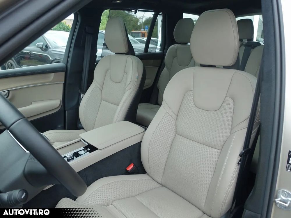 Volvo XC 90 T8 AWD Ultra Bright - 14