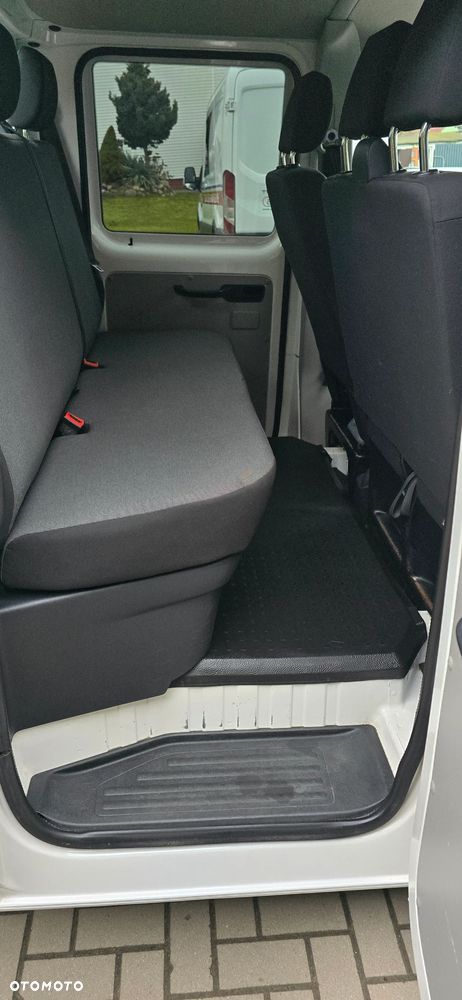 Volkswagen Transporter - 19