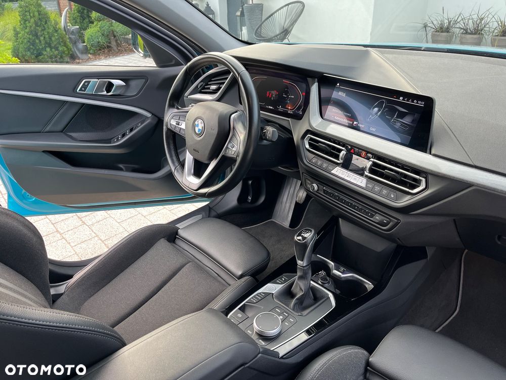 BMW Seria 1 118d Sport Line - 8
